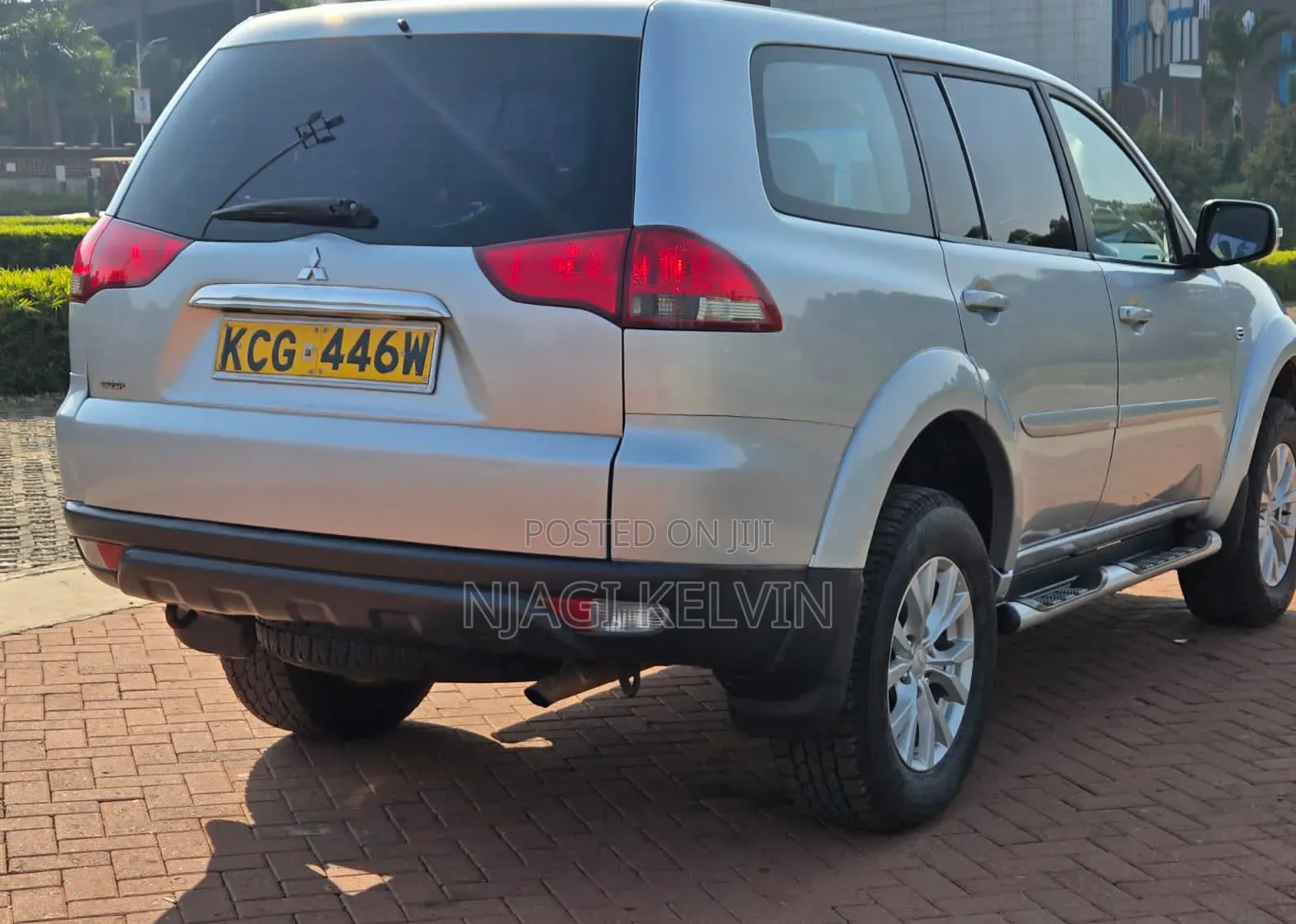 Mitsubishi Pajero Sport 2013 Silver