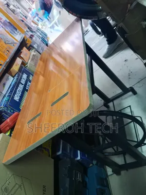 Local Overlock Sewing Table