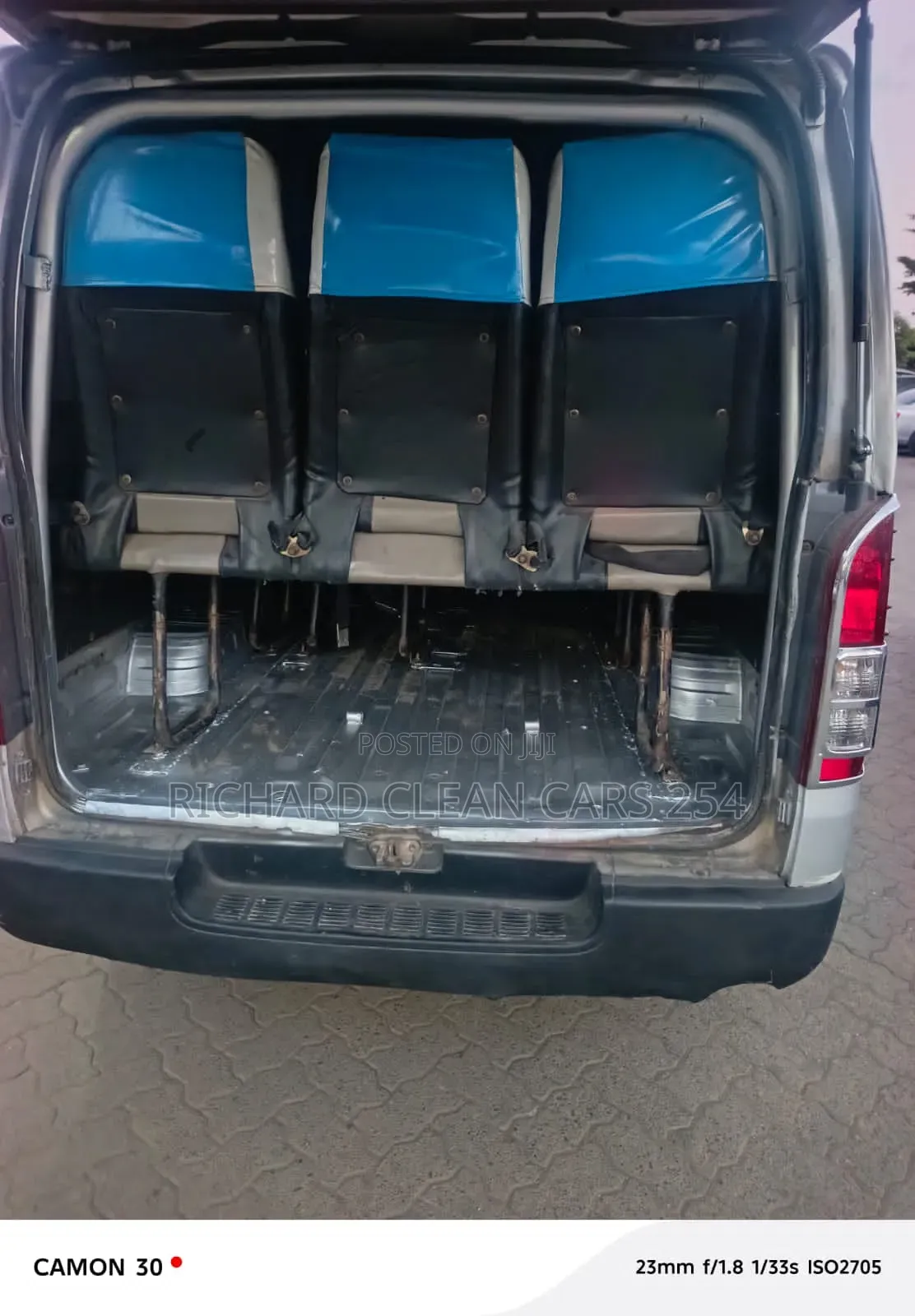 Toyota HiAce 2010 Silver