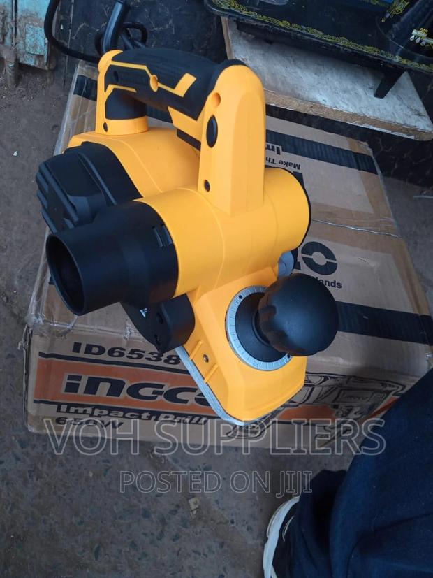 Plainer Machine