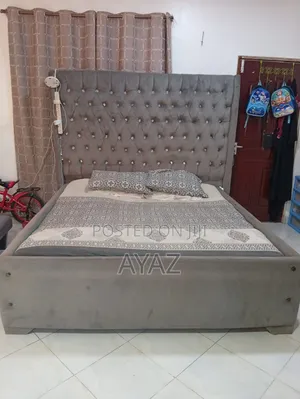 Bed and Mattress 6*6