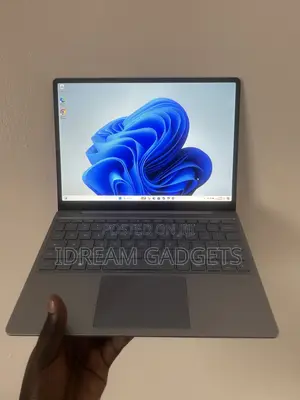 Laptop Microsoft Surface Laptop Go 8GB Intel Core i5 SSD 128GB
