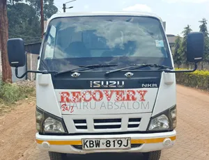 Isuzu NKR 2014 White
