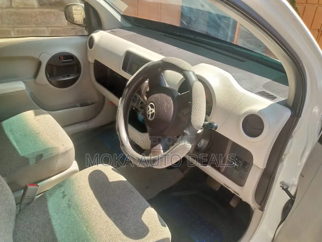 Toyota Passo 1.0 FWD 2014 White