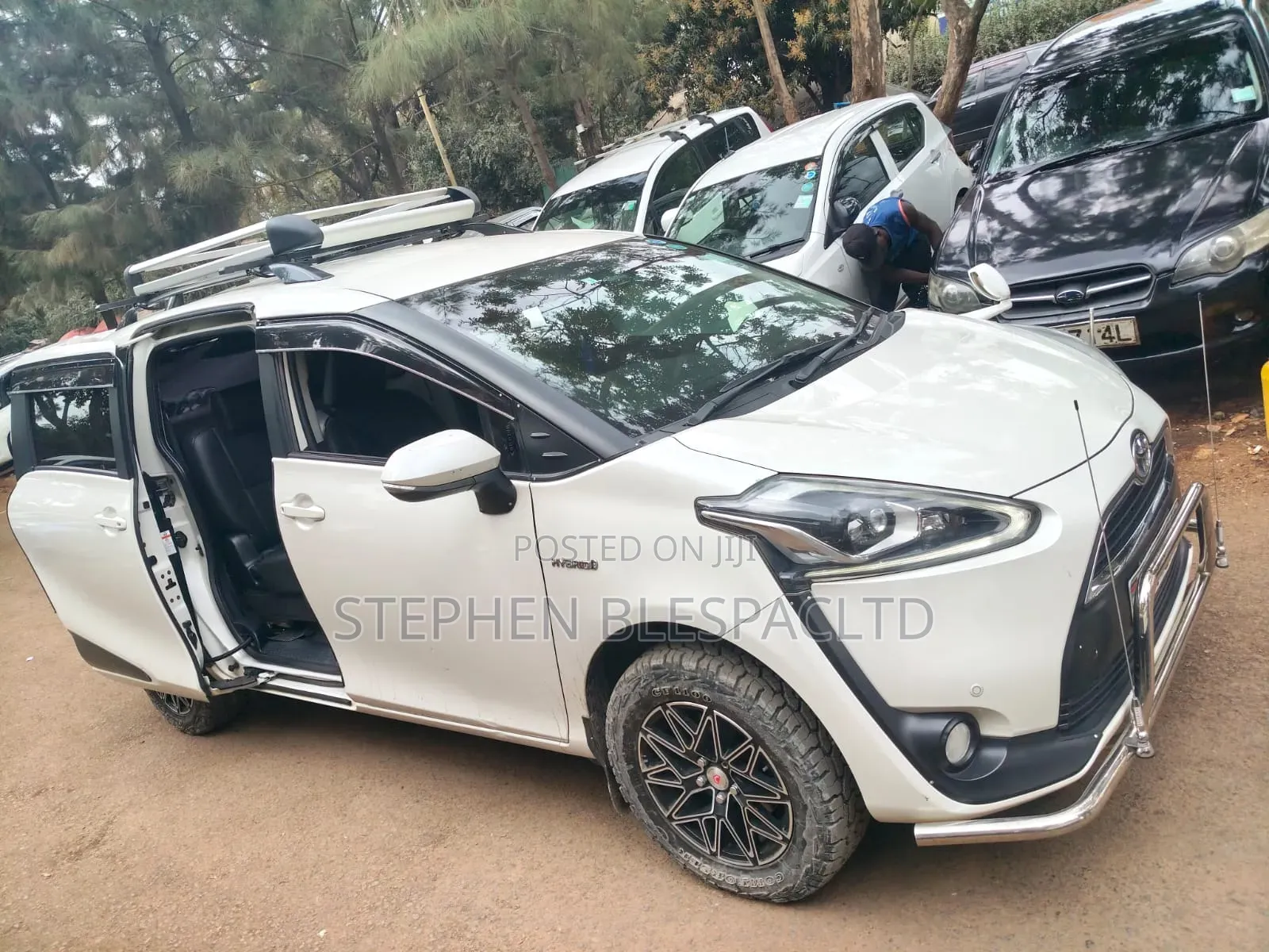 Toyota Sienta 2017 White