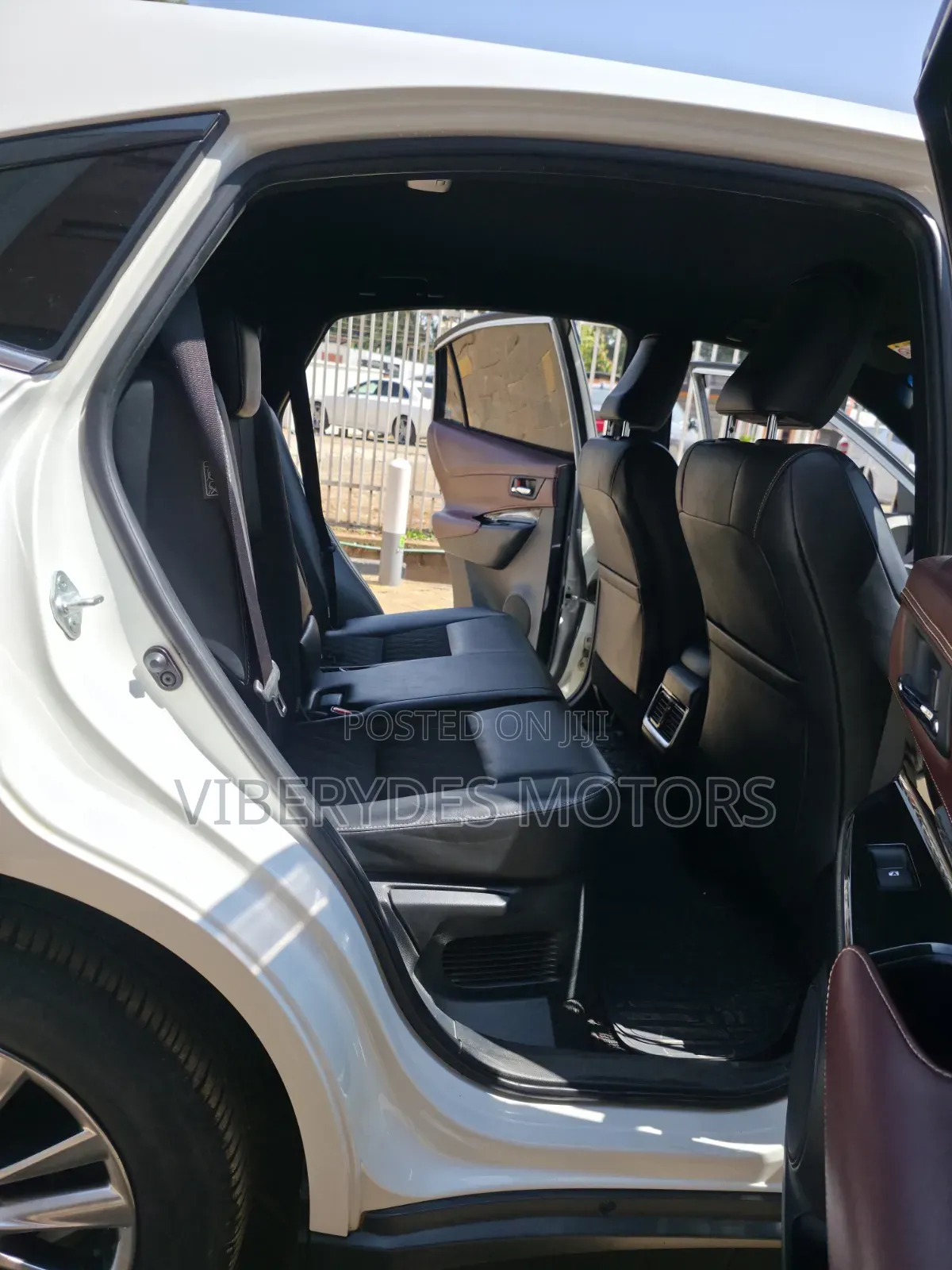 Toyota Harrier 2018 White