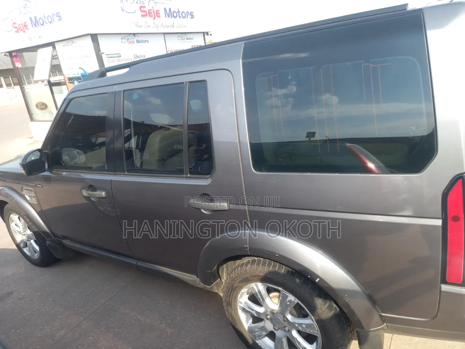 Land Rover Discovery 2014 Gray
