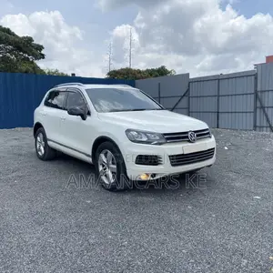 Volkswagen Touareg 2012 White