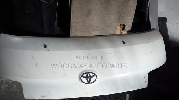 Toyota Townace Bonnet
