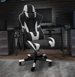 Executive Gaming Chair : Black Leather Ergonomic Gaming Chair