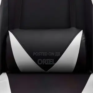 Executive Gaming Chair : Black Leather Ergonomic Gaming Chair