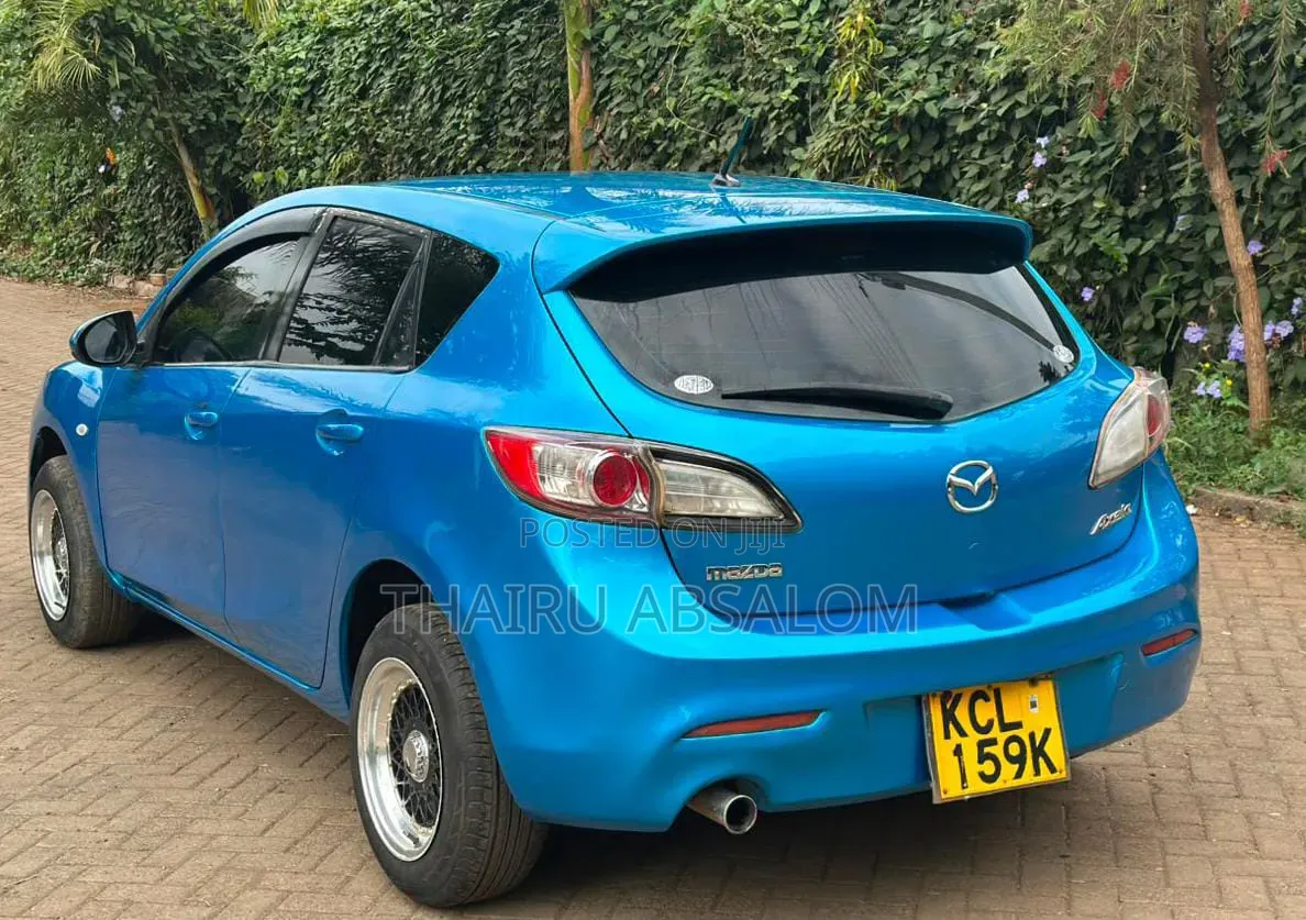 Mazda Axela 2010 Blue