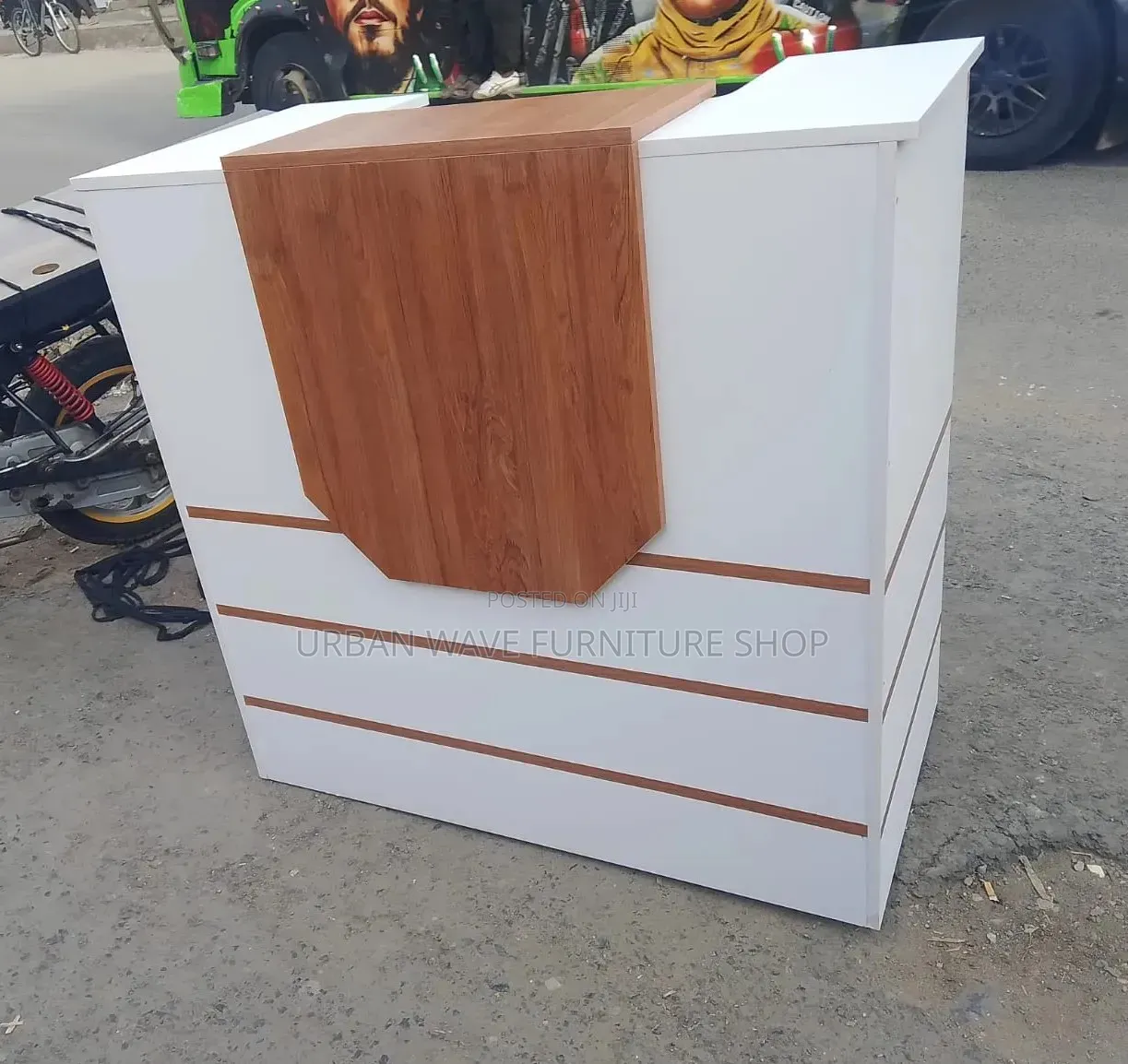 Executive Reception Desk
