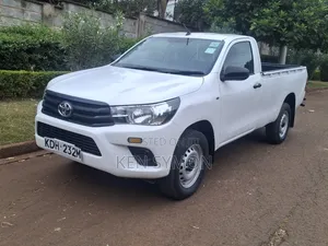 Toyota Hilux 2021 Pearl