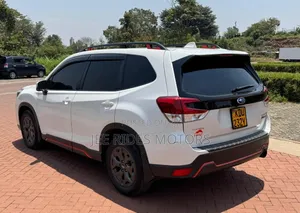 Subaru Forester 2019 White