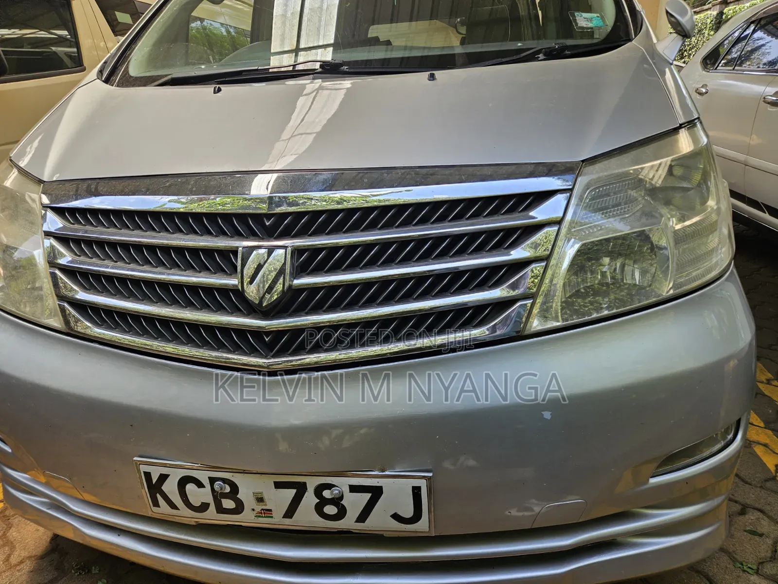 Toyota Alphard 2.4 Petrol FWD 2008 Silver