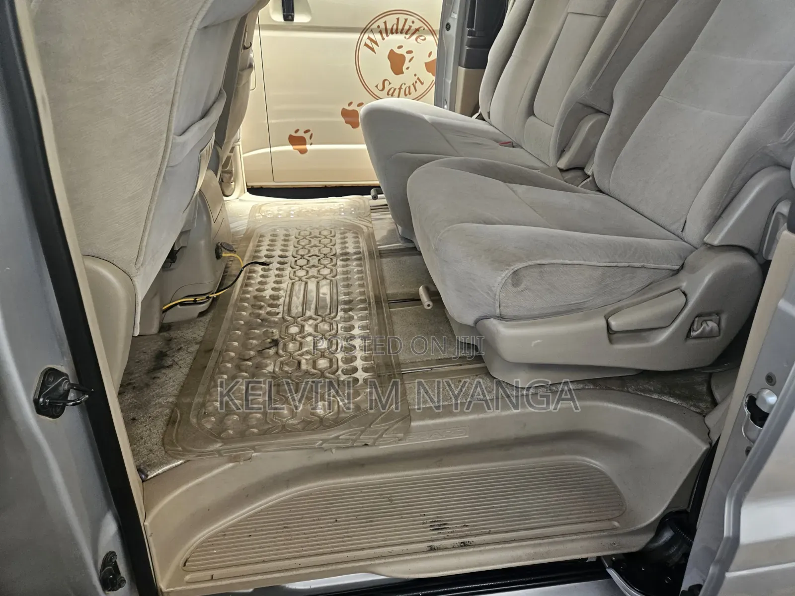 Toyota Alphard 2.4 Petrol FWD 2008 Silver