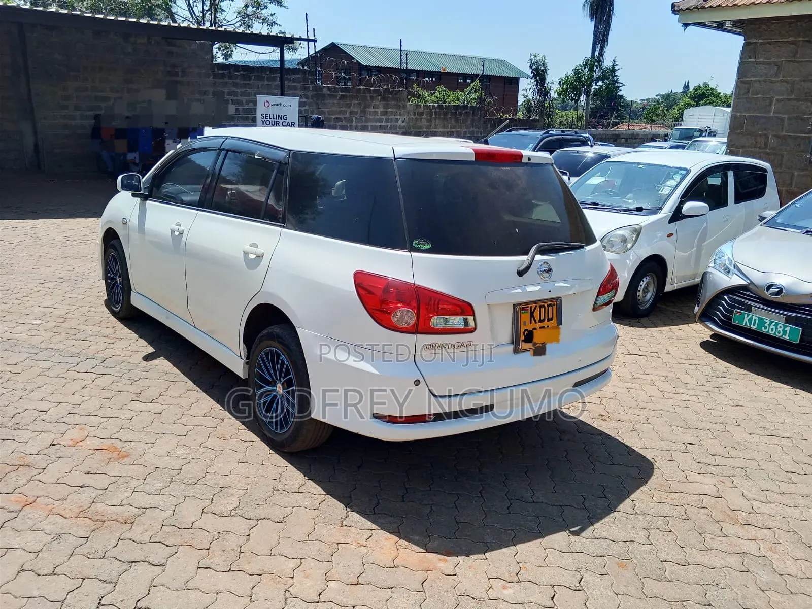 Nissan Wingroad 2014 White
