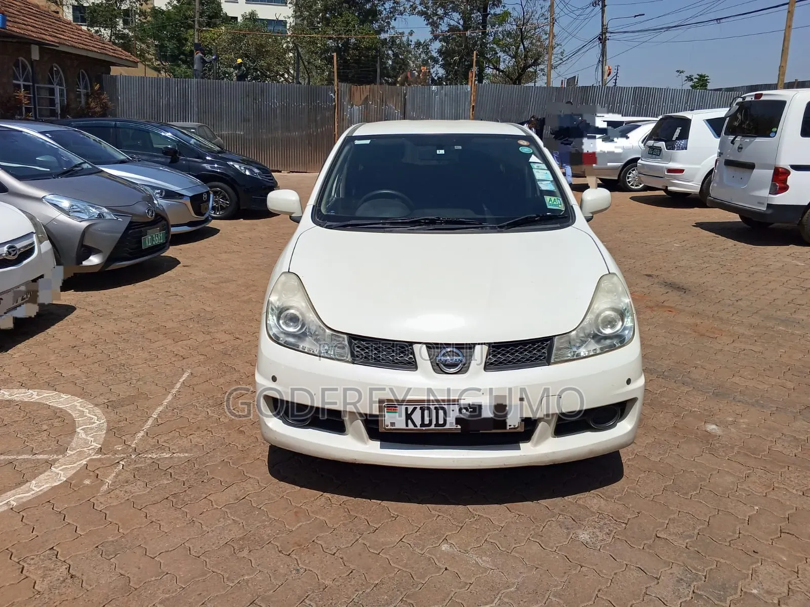 Nissan Wingroad 2014 White