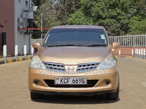Nissan Tiida 2008 Gold