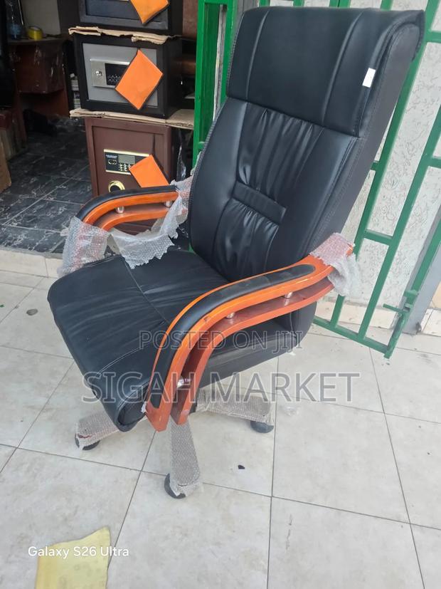 Executive Office Chair Available - thumbnail 2