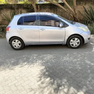Toyota Vitz 1.0 FWD 5dr 2008 Silver