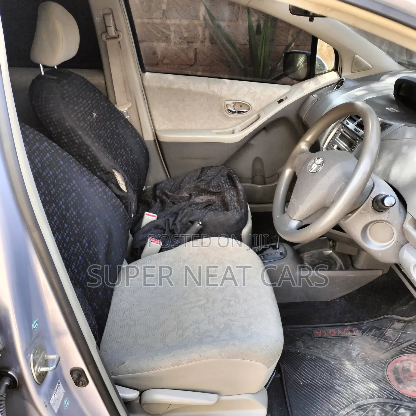 Toyota Vitz 1.0 FWD 5dr 2008 Silver