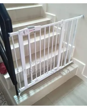 Universal 83cm Safety Gate for Stairs, Rooms & Hallways