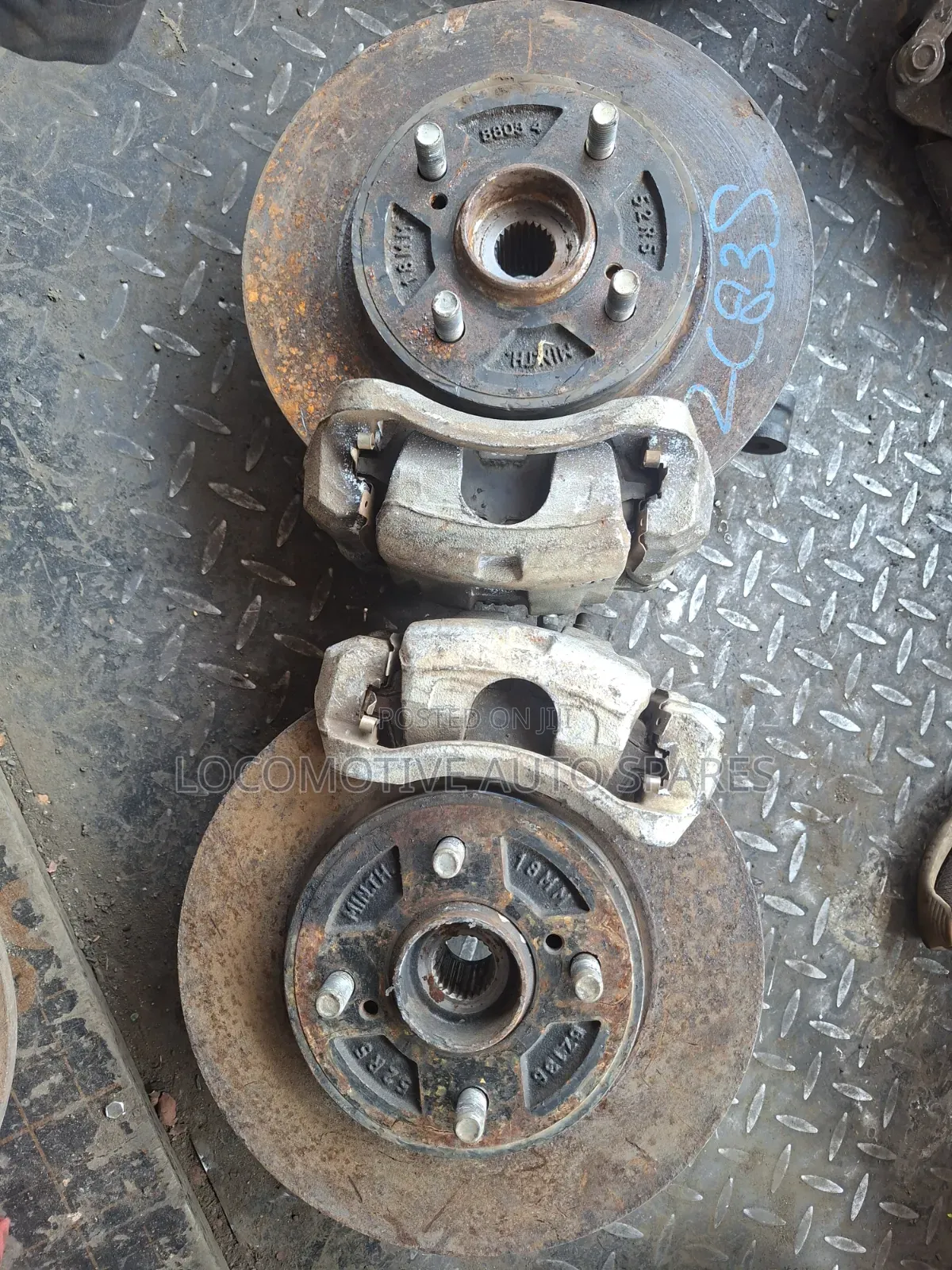Front Hub Suzuki