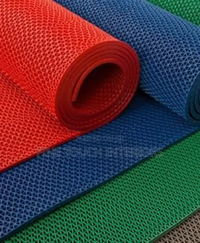 Slip-Resistant PVC Perforated Flooring Mats