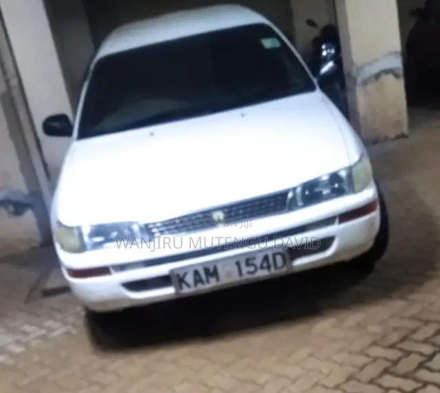 Toyota Corolla Station Wagon 1998 White