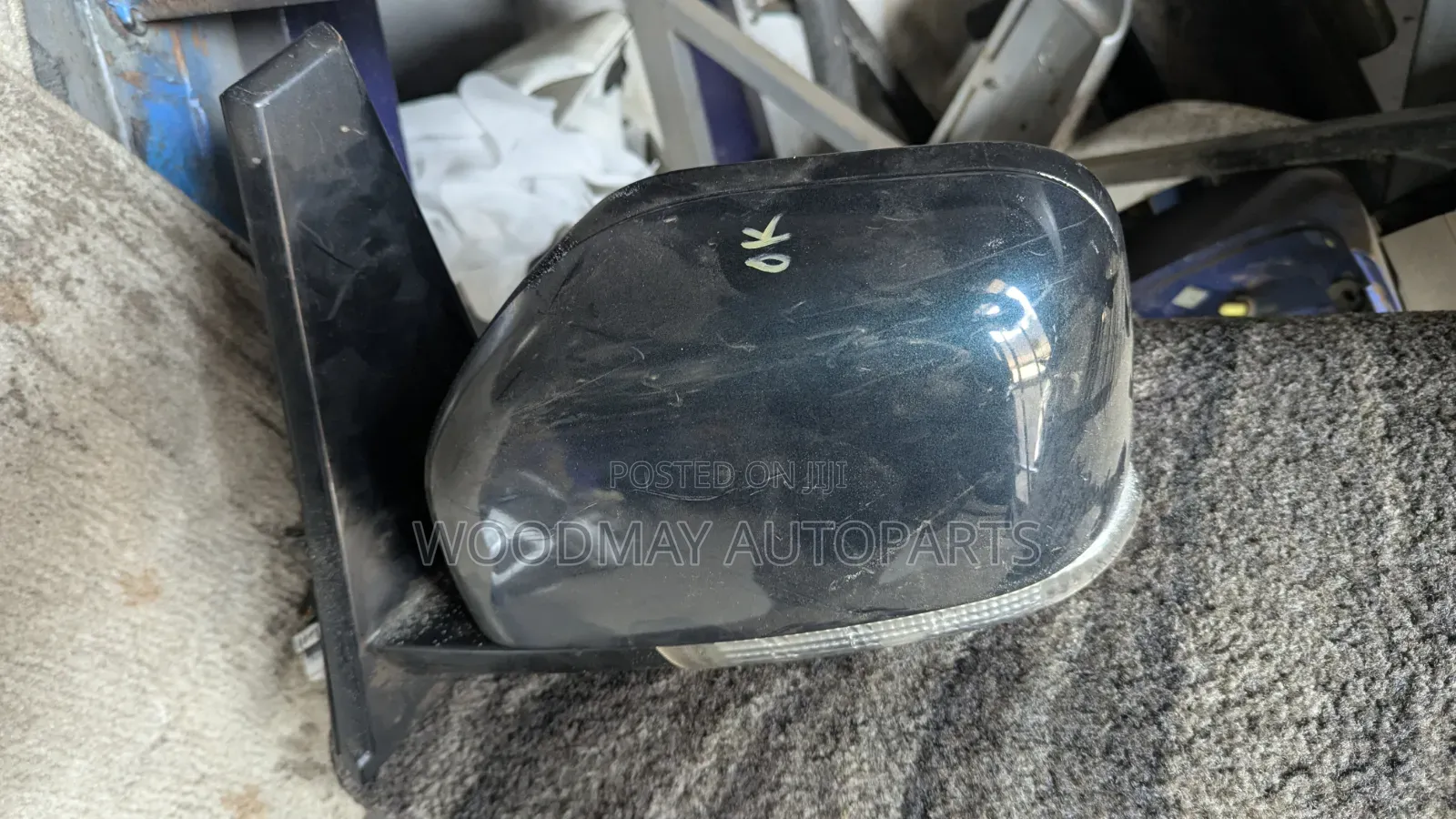 Mitsubishi Delica Sidemirror