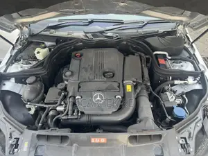 Mercedes-Benz C200 2012 Silver