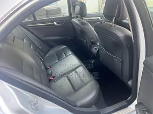 Mercedes-Benz C200 2012 Silver