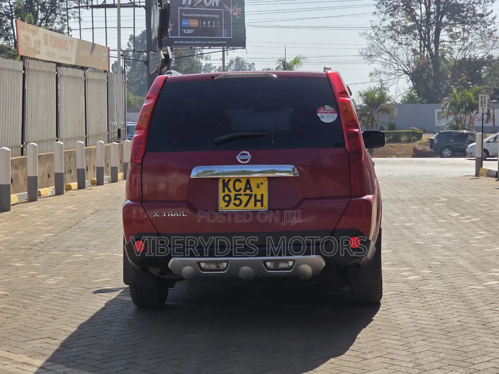 Nissan X-Trail 2007 Red