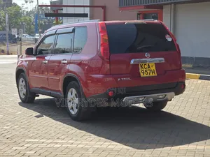 Nissan X-Trail 2007 Red