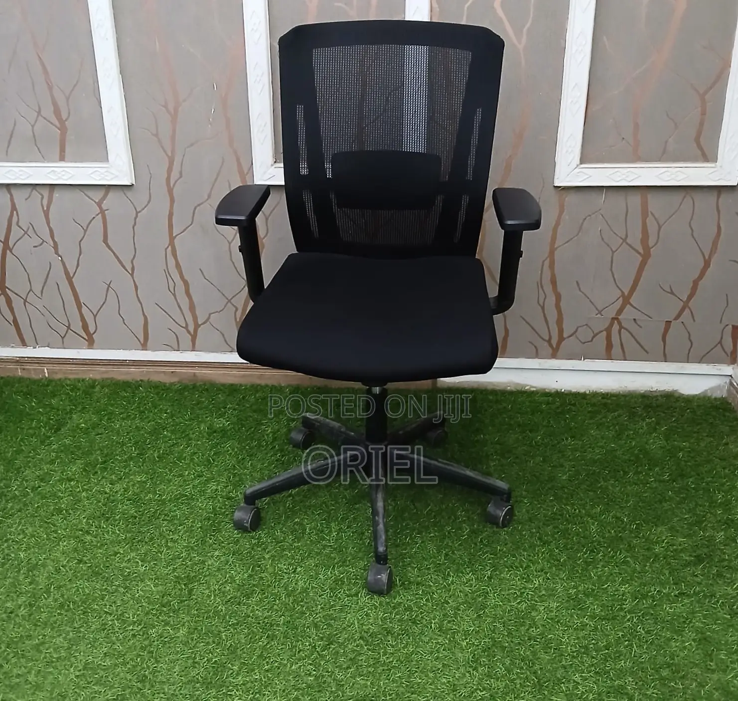 Mid Back Orthopedic Mesh Chair : Modern Swivel Chair