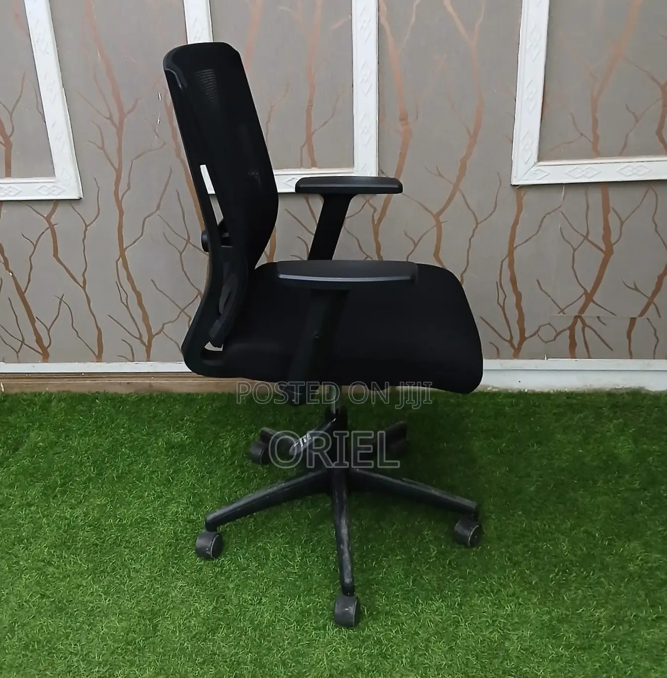 Mid Back Orthopedic Mesh Chair : Modern Swivel Chair