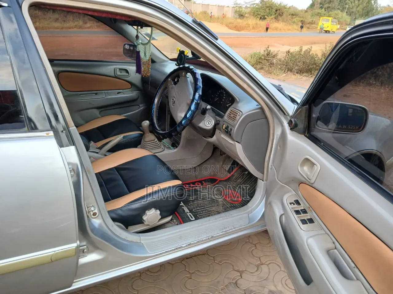 Toyota Corolla 2001 Silver