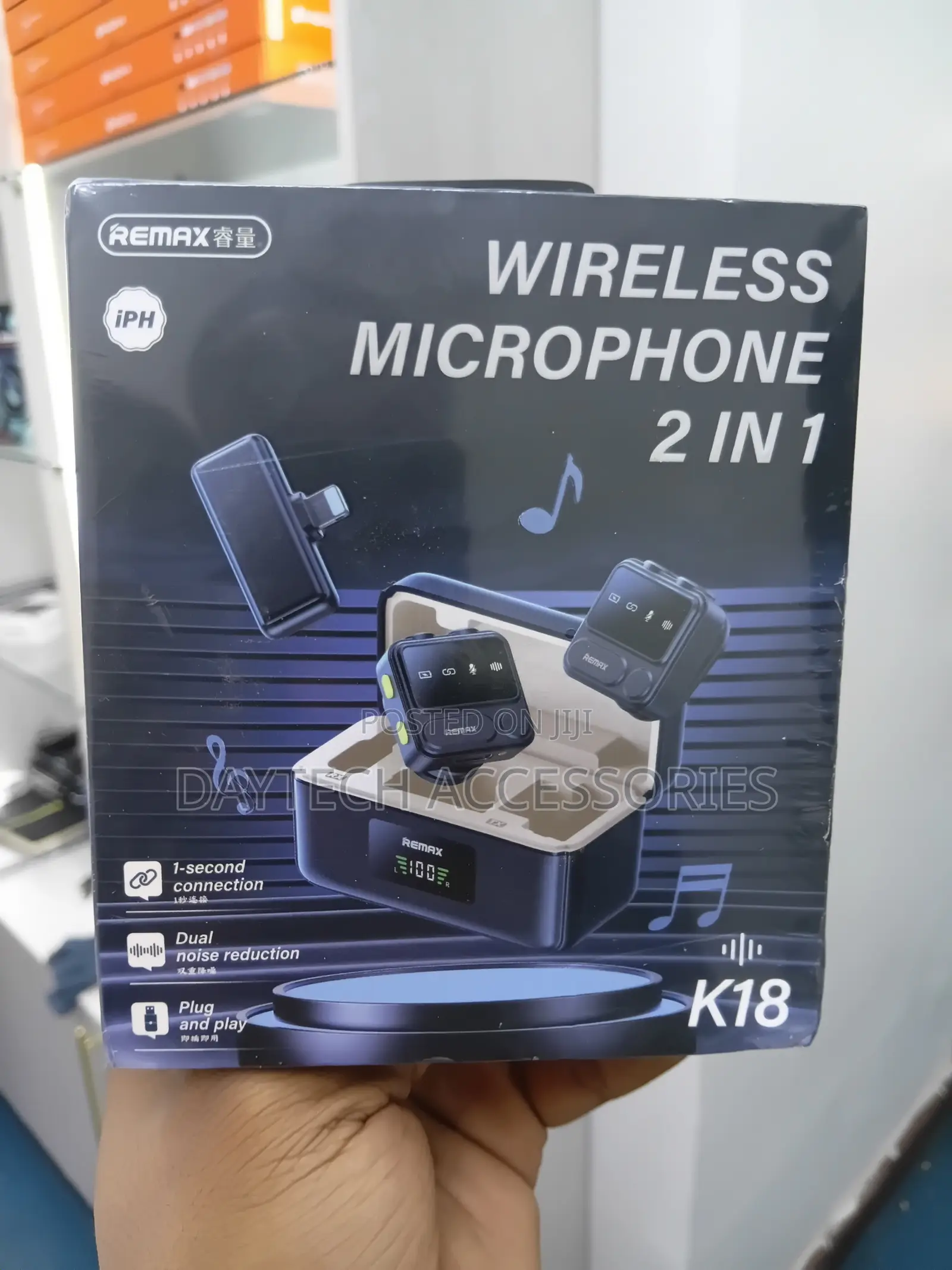 Remax Wireless Lavalier Microphone Dual 2-in-1 Set for iPhone.