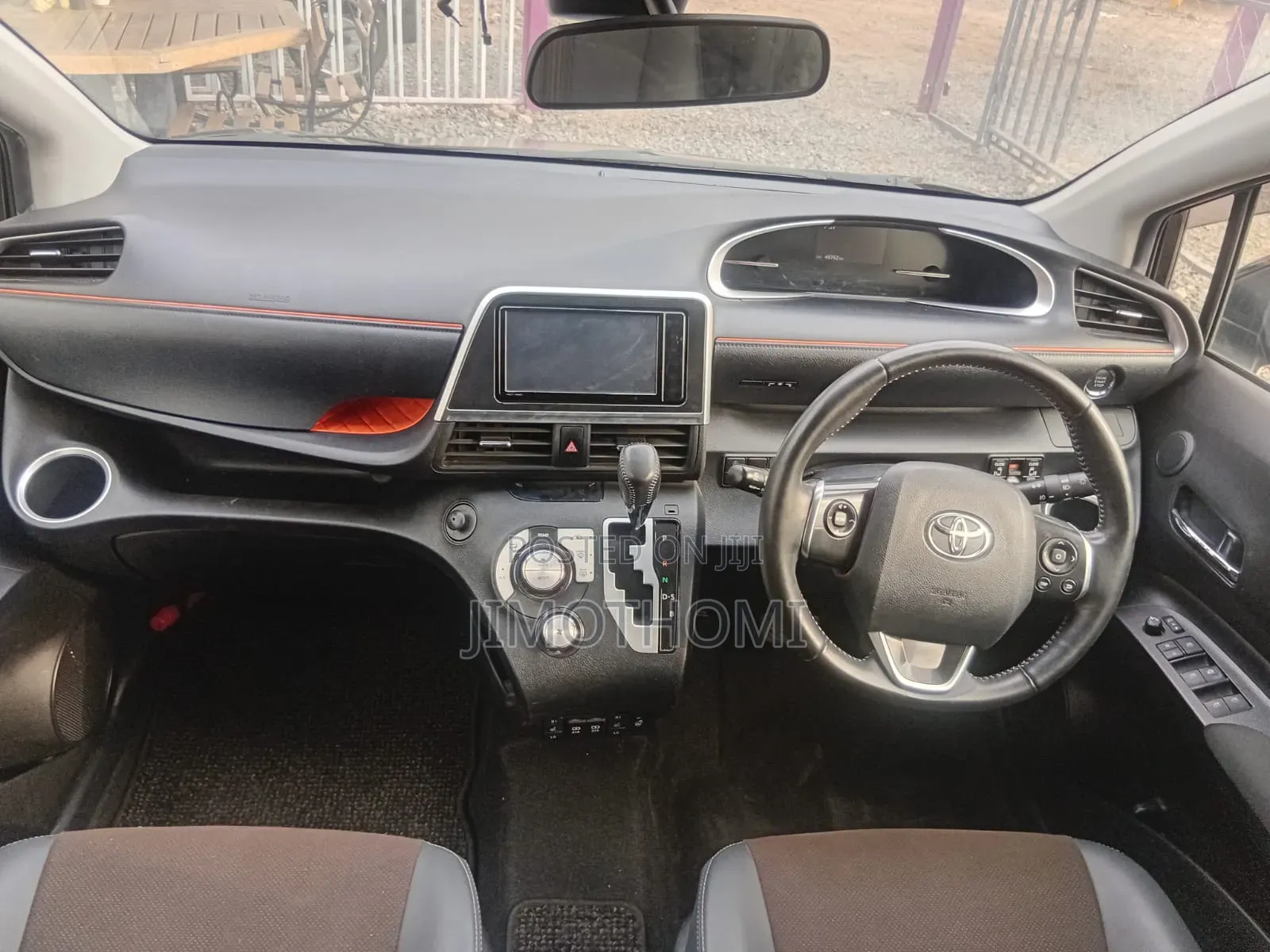 Toyota Sienta 2020 Brown