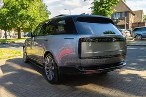 Land Rover Range Rover P400 SE LWB 7 Seat 2022 Gray