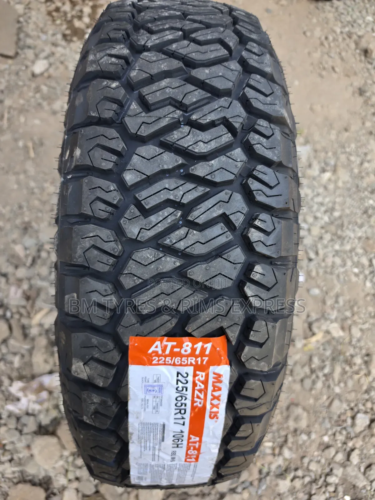 225 /65 R17 Maxxis TIRES (ALL TERRAIN) 811