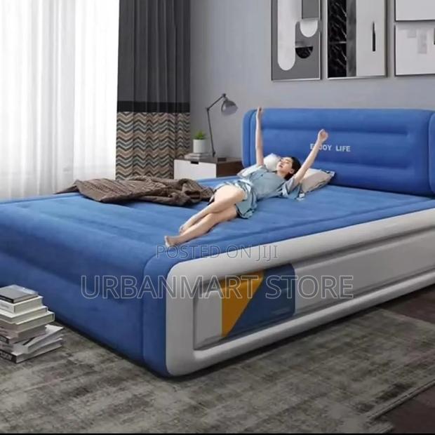 5x6 Inflatable Air Bed 203x152x36cm With Headrest
