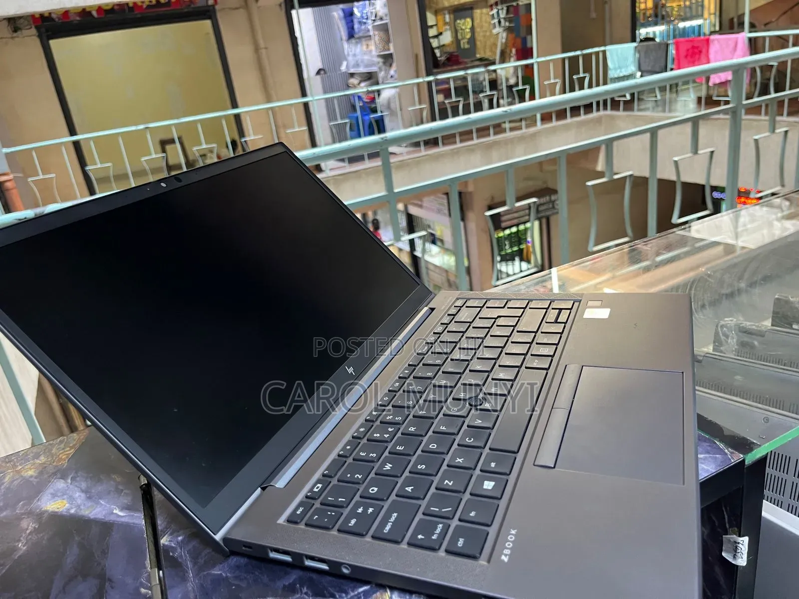 New Laptop HP ZBook Firefly 14 G7 16GB Intel Core i5 HDD+SSD 256GB