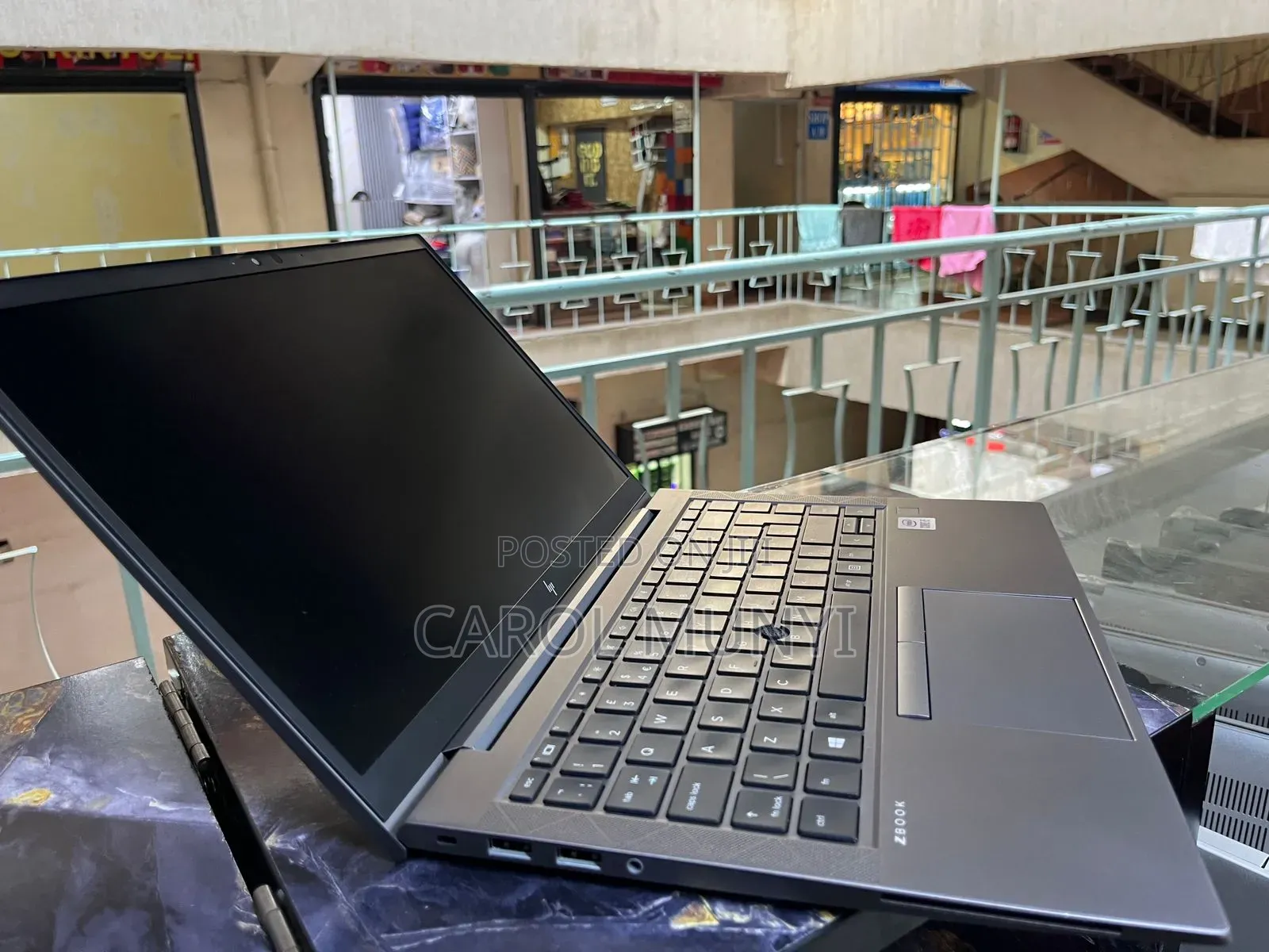 New Laptop HP ZBook Firefly 14 G7 16GB Intel Core i5 HDD+SSD 256GB