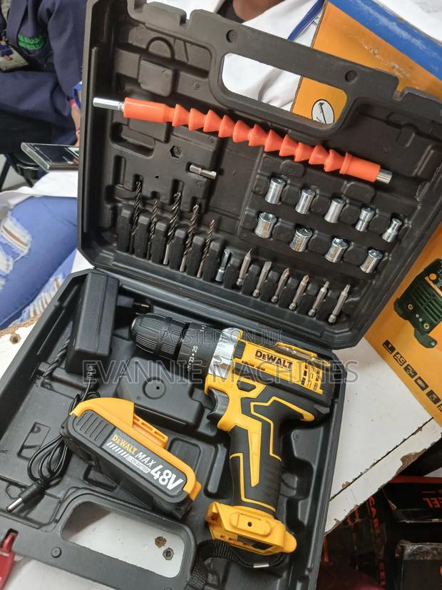 Cordless Drill With a Rechargeable Lithium-Ion Battery - main view