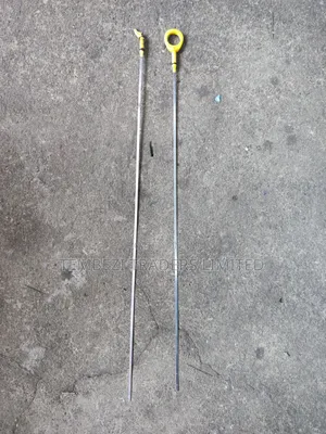 Engine Oil Dipsticks Level Indicator Gauge for All Vehicles / Models