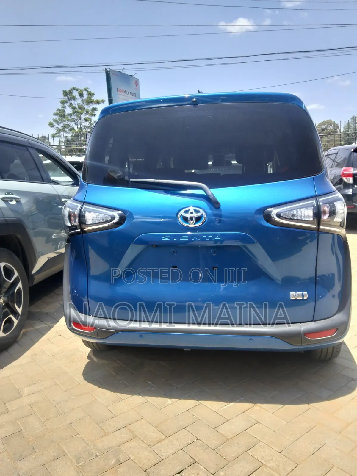 Toyota Sienta 1.5 FWD (6-seater) 2019 Blue