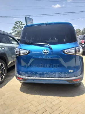 Toyota Sienta 1.5 FWD (6-seater) 2019 Blue